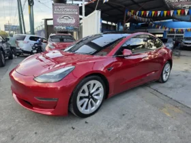 Tesla Model 3 – 2022